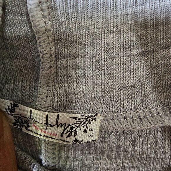 WORN ONCE INTIMATELY FREE PEOPLE LIGHT GREY HI NECK HALTER SWING TANK TOP SZ SM - Picture 12 of 12